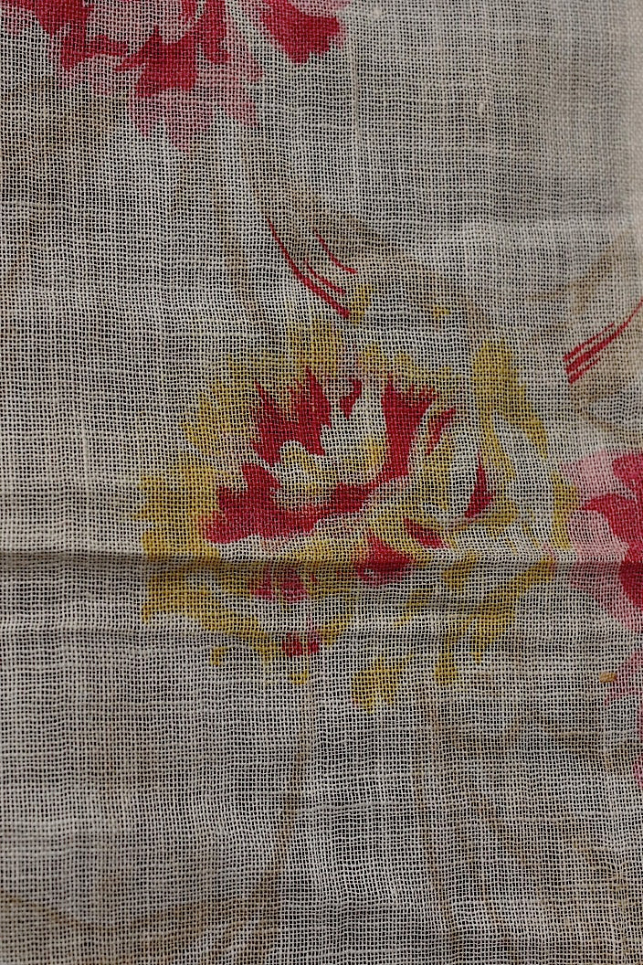 tissu antique antique fabric floral pattern