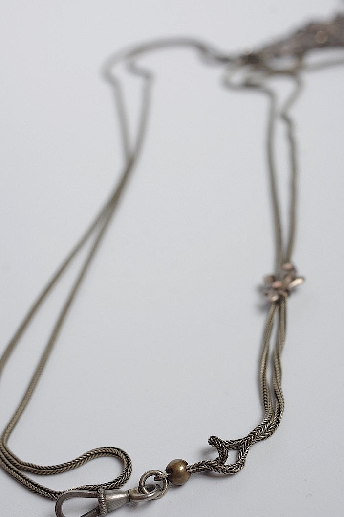 chatelaine  antique アンティークチェーン .FR a l'epoque