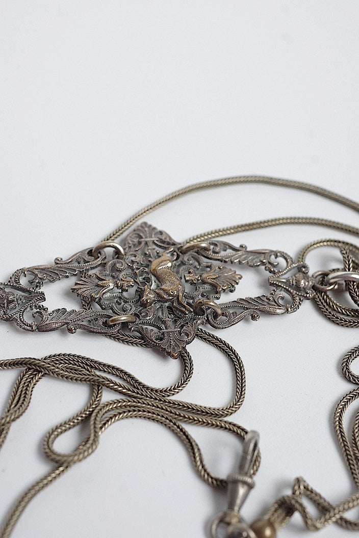 chatelaine  antique アンティークチェーン .FR a l'epoque