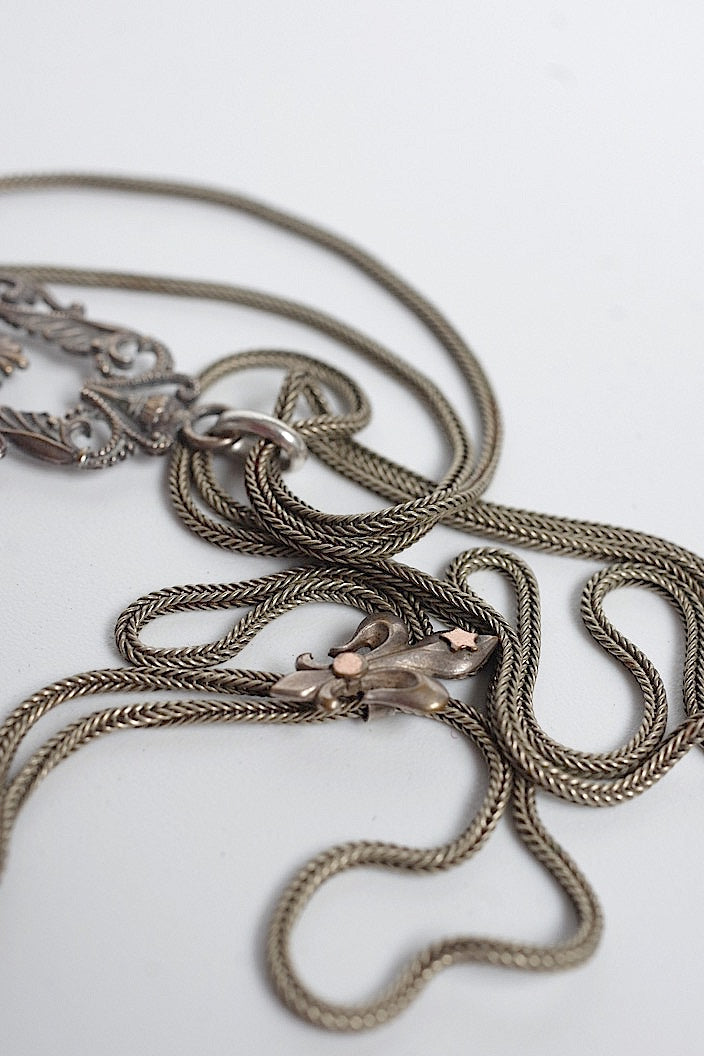 chatelaine  antique アンティークチェーン .FR a l'epoque