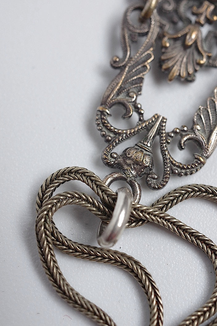 chatelaine  antique アンティークチェーン .FR a l'epoque
