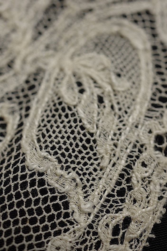 dentelle antique antique lace 274cm