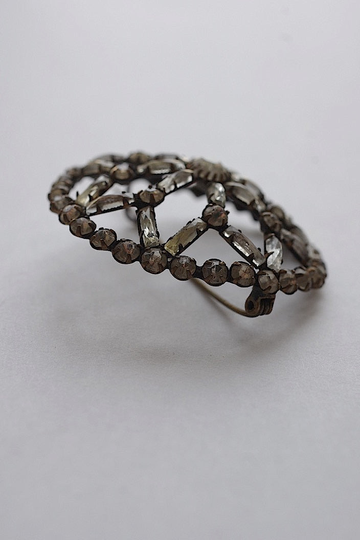 broche antique アンティークブローチ バゲットストラス .FR a l'epoque