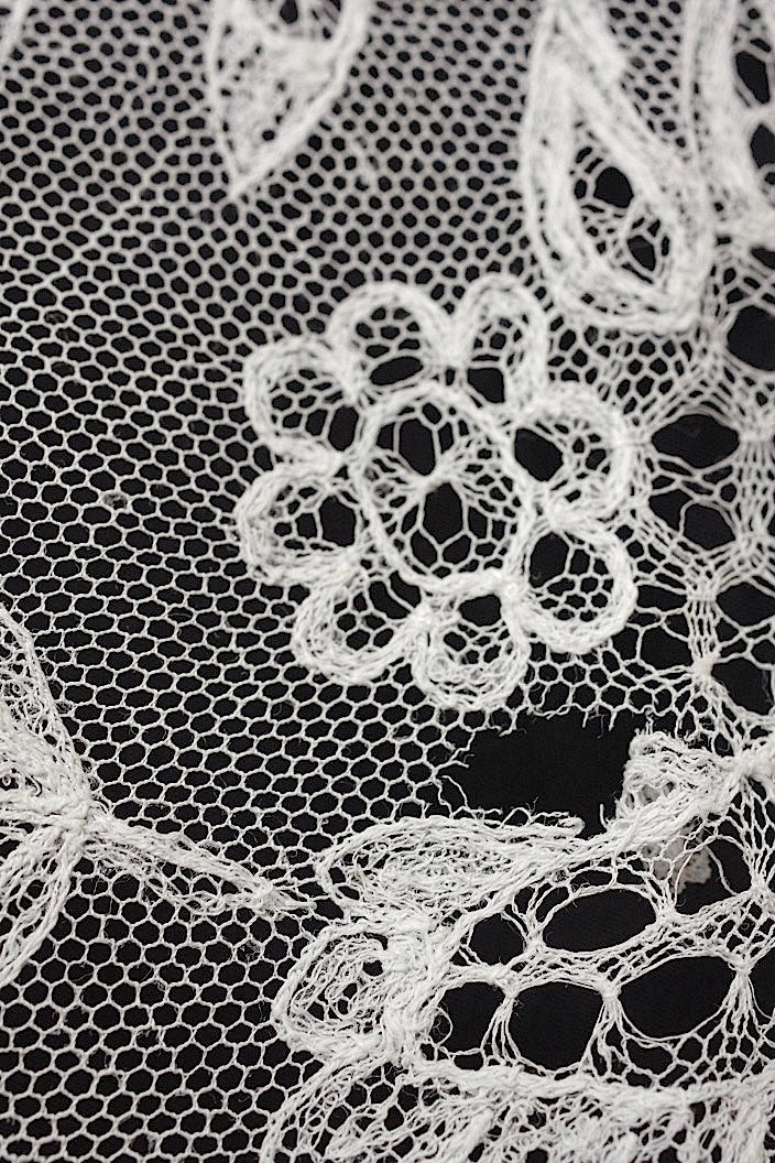 dentelle antique antique lace 210cm