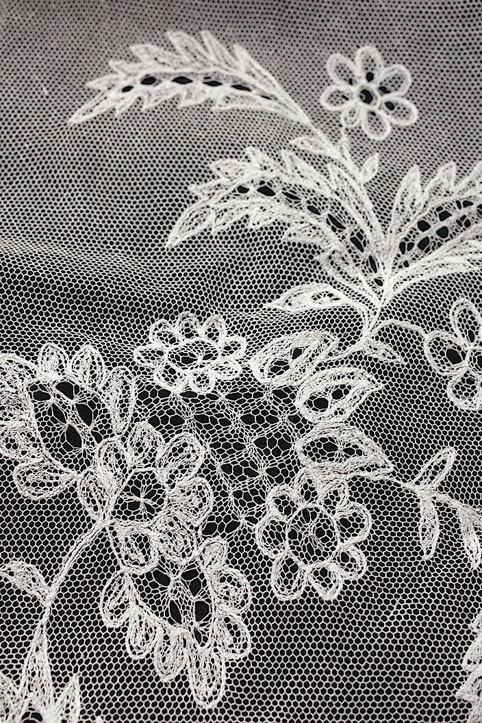 dentelle antique antique lace 210cm