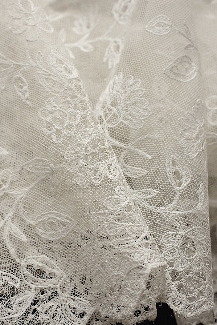dentelle antique antique lace 210cm