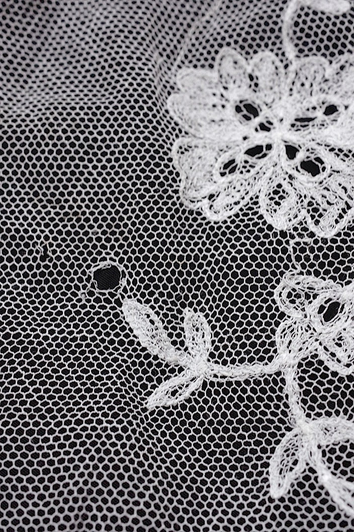 dentelle antique antique lace 128cm