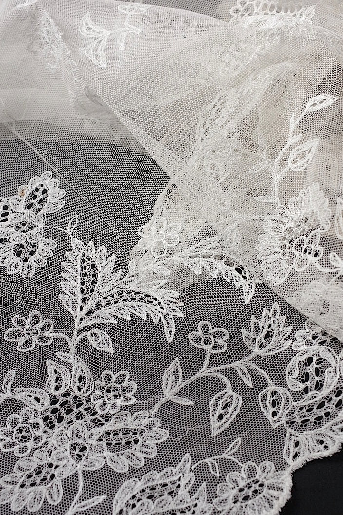dentelle antique antique lace 128cm
