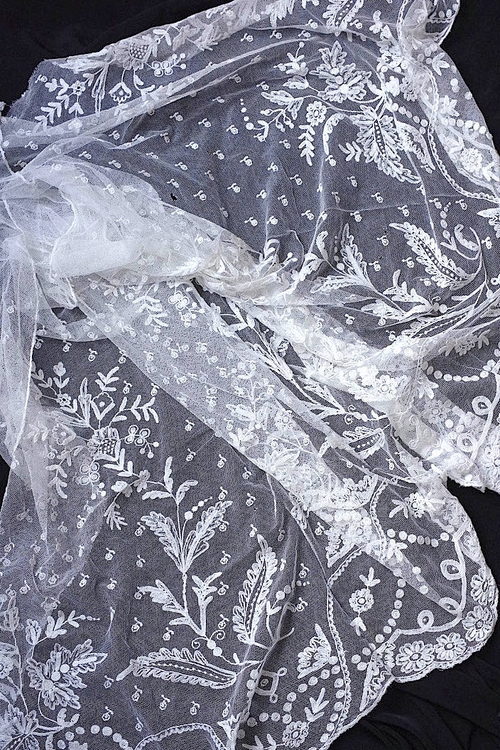 dentelle antique antique lace 183cm