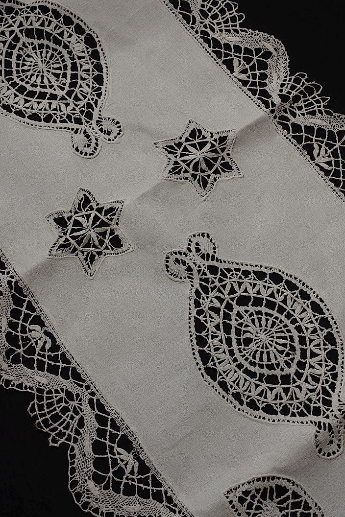 linge de maison antique antique cross