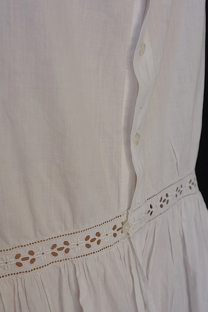 vêtement antique antique embroidered lace dress
