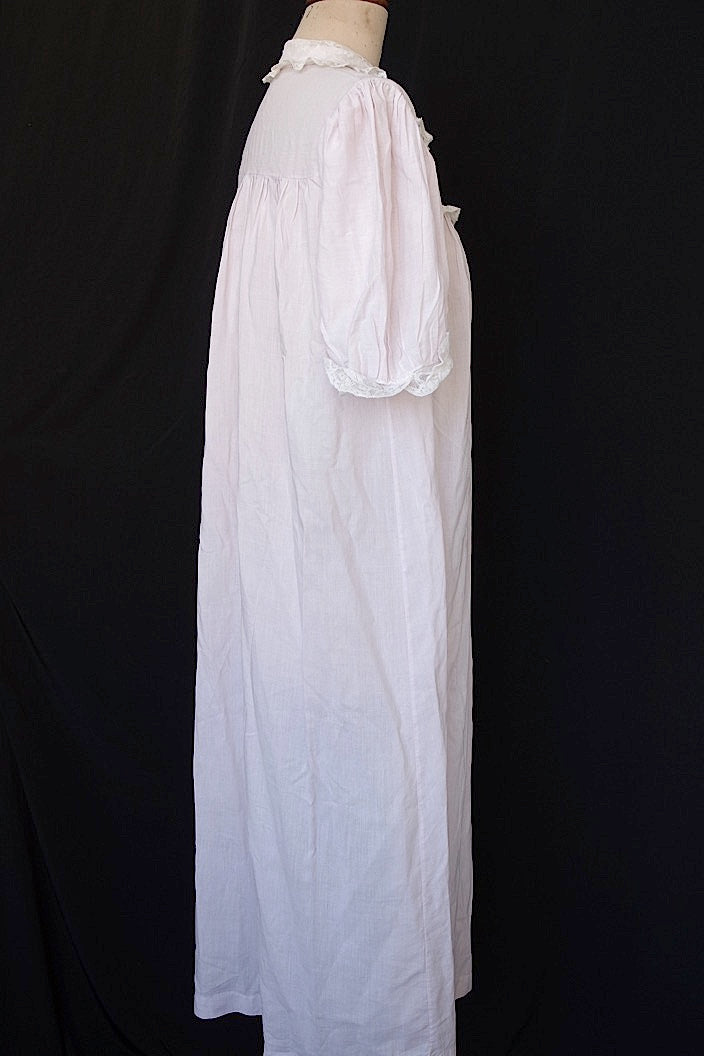 vêtement antique antique embroidered lace dress