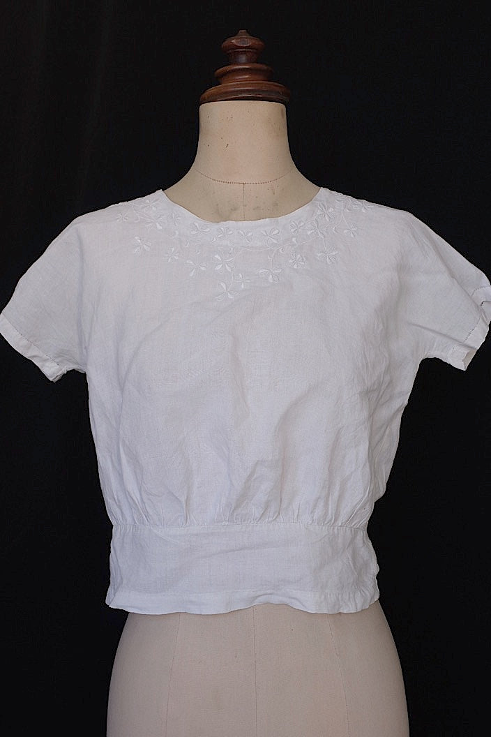 vêtement antique antique embroidery blouse