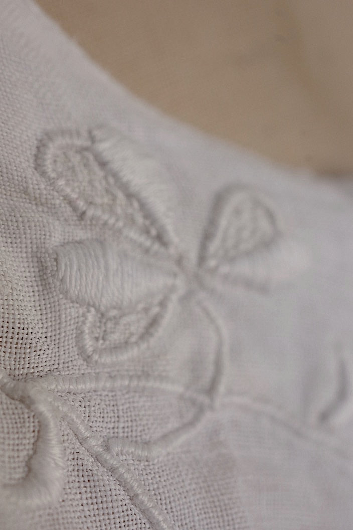 vêtement antique antique embroidery blouse