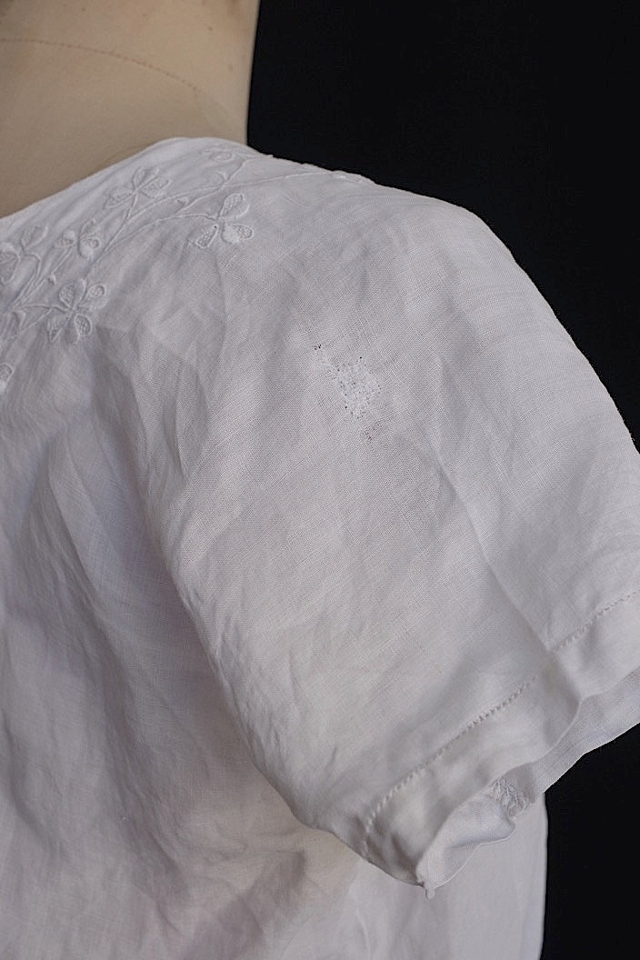 vêtement antique antique embroidery blouse