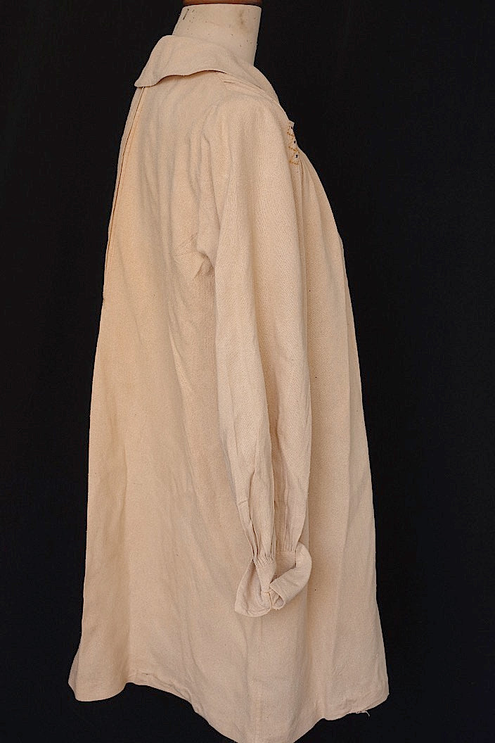 vêtement antique antique dress