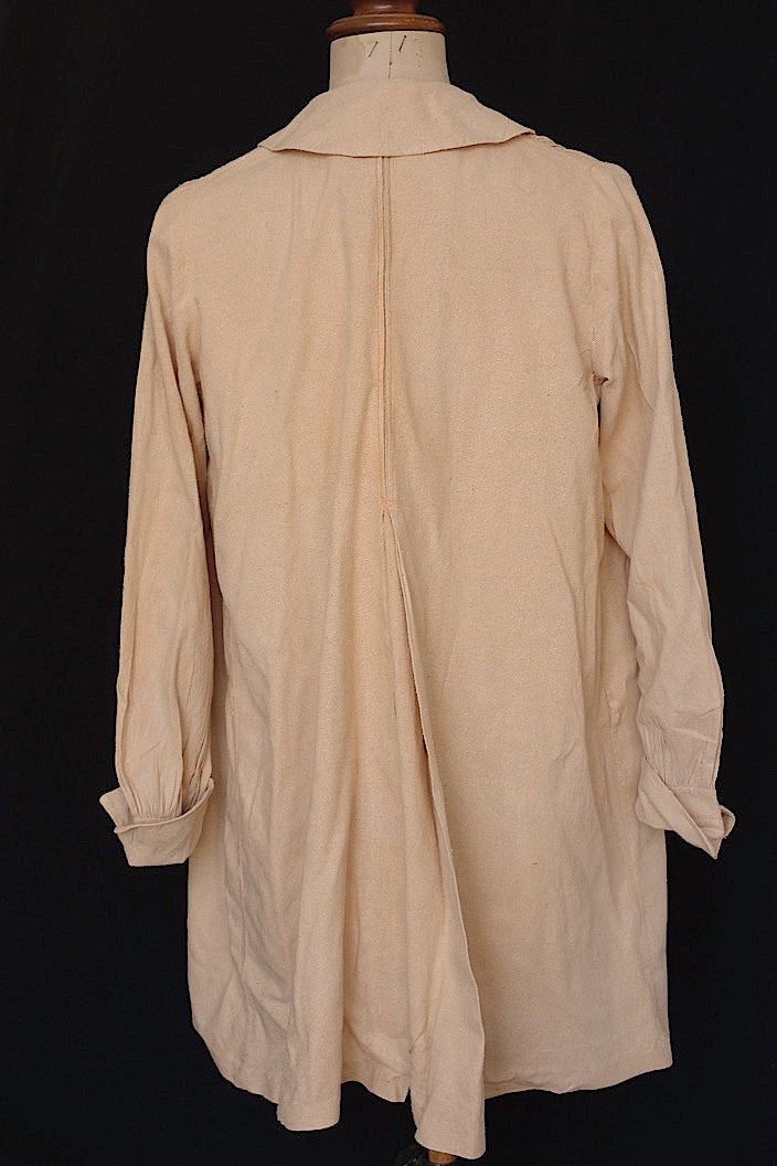 vêtement antique antique dress