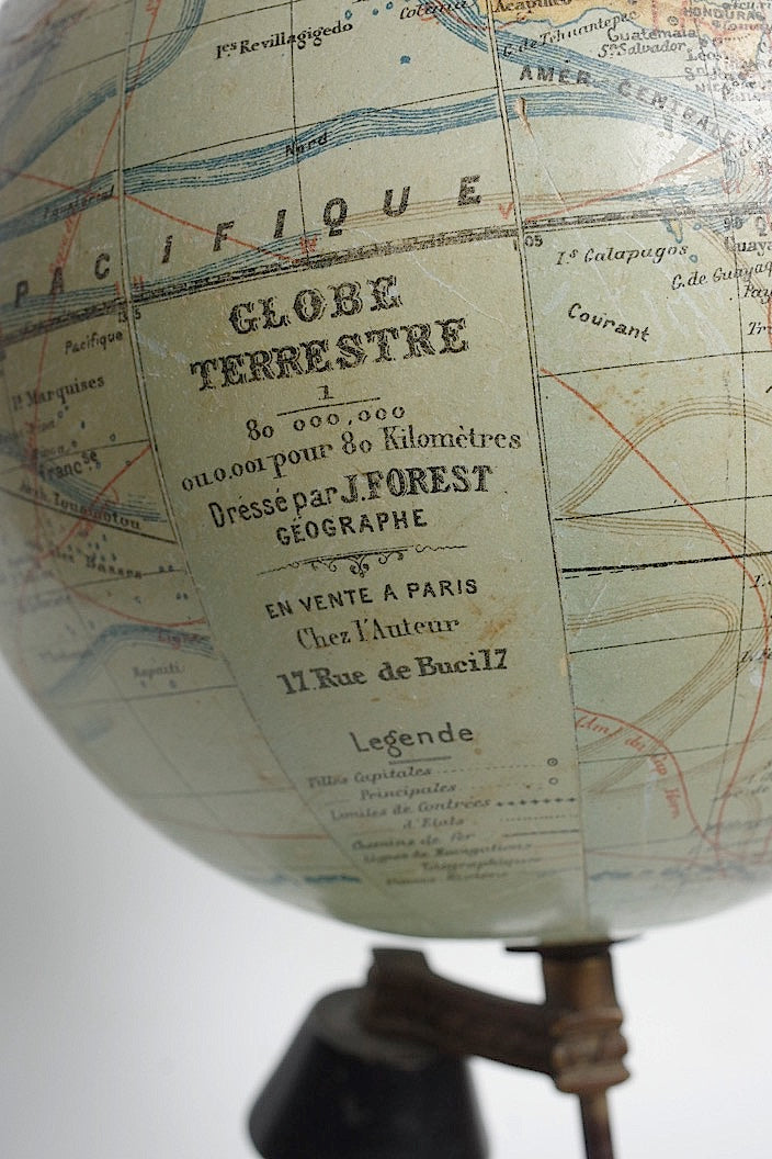 Globe terrestre antique アンティーク地球儀 .FR a l'epoque