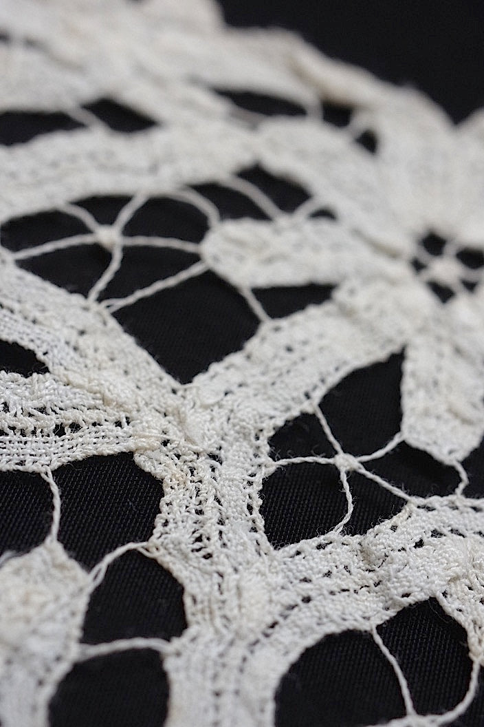 mouchoir antique 2 antique handkerchiefs