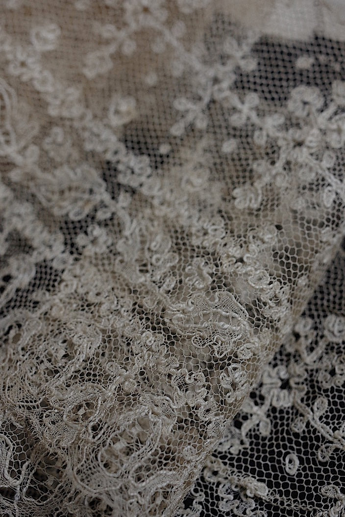 dentelle antique アンティークレース 2種