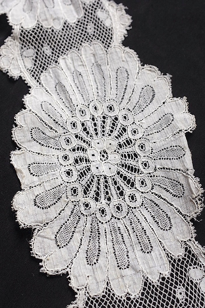 dentelle antique antique lace 1150cm