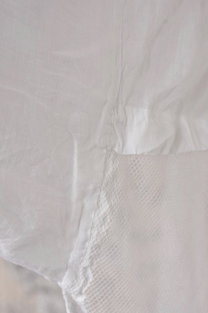 vêtement antique antique church tunic rochet4