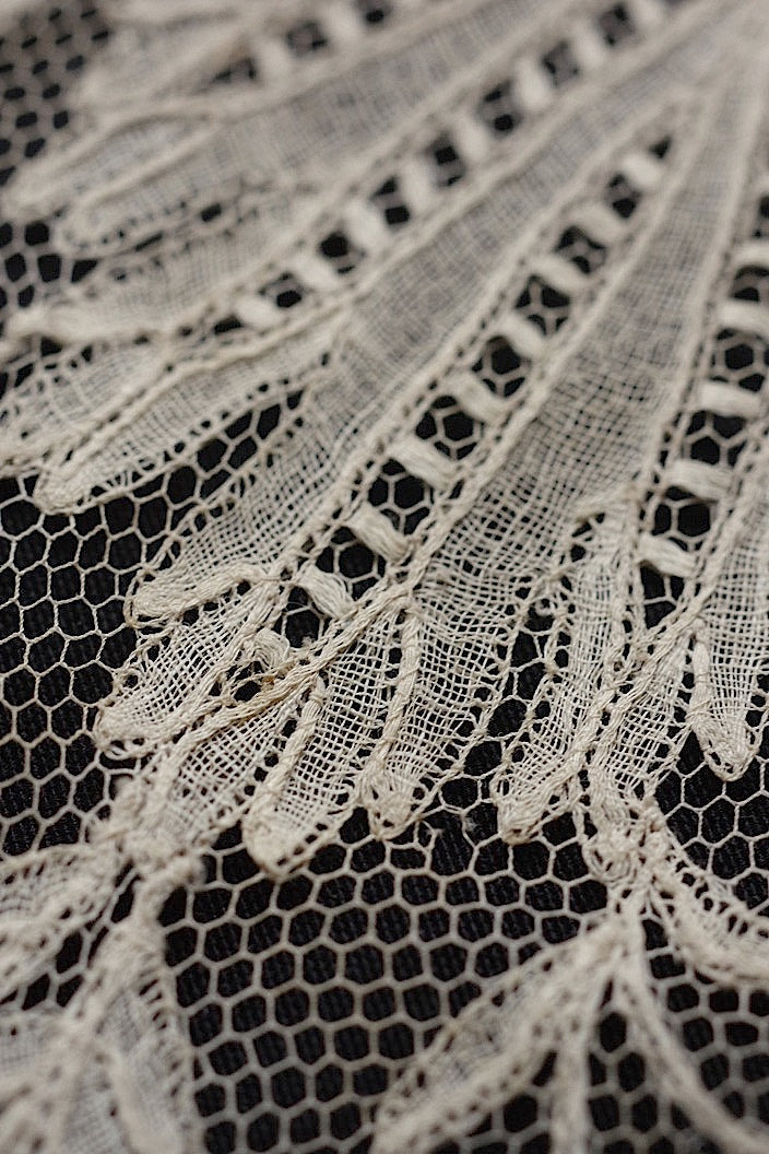dentelle antique antique lace 2 types