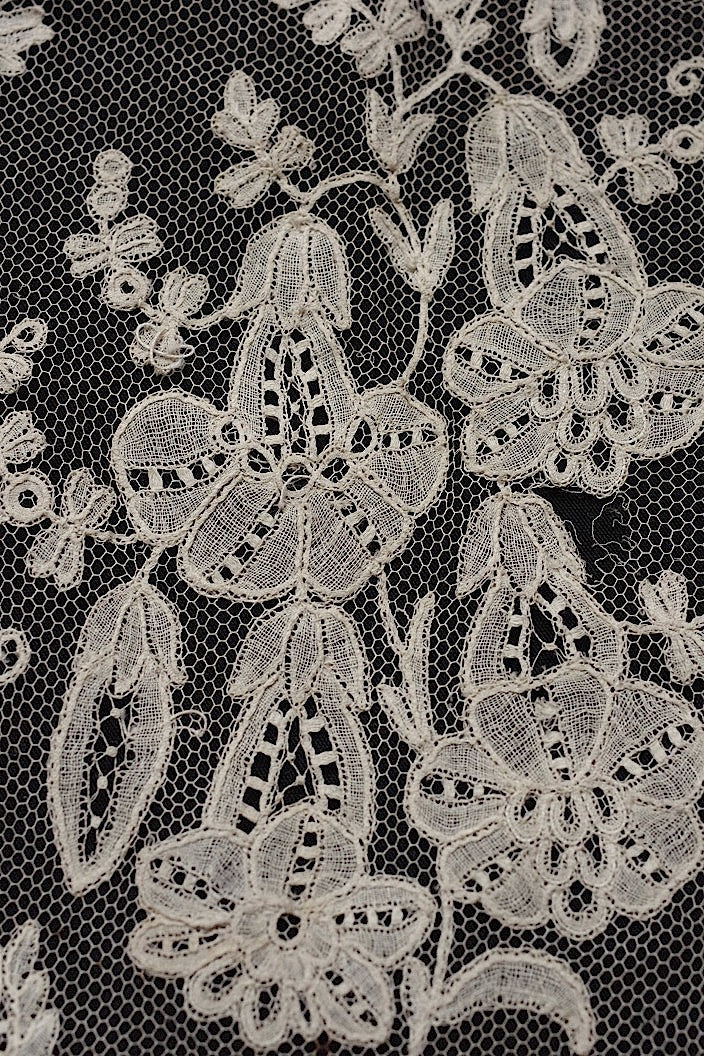 dentelle antique antique lace 2 types