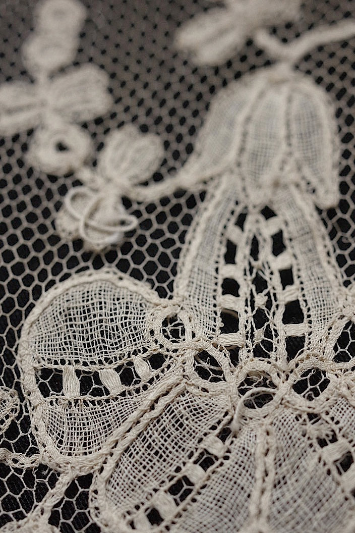 dentelle antique antique lace 2 types