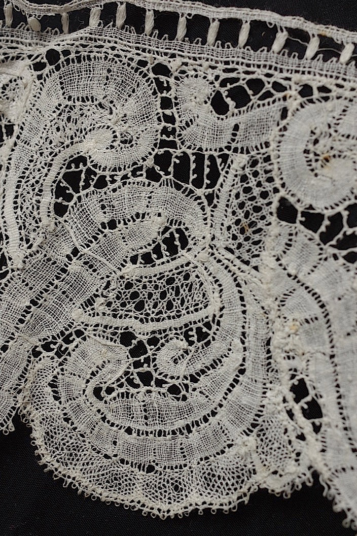 dentelle antique アンティークレース 143cm .FR a l'epoque