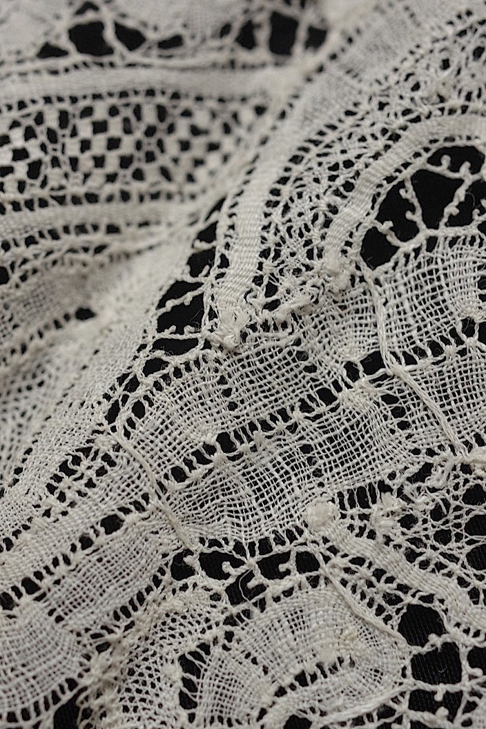dentelle antique アンティークレース 143cm .FR a l'epoque