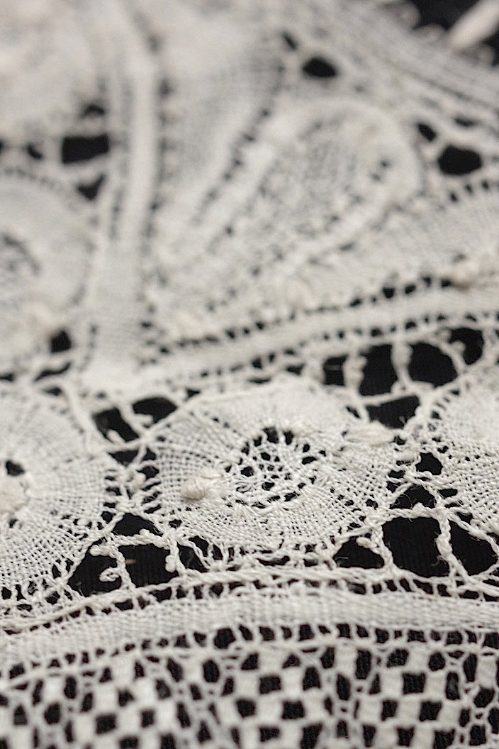 dentelle antique アンティークレース 143cm .FR a l'epoque