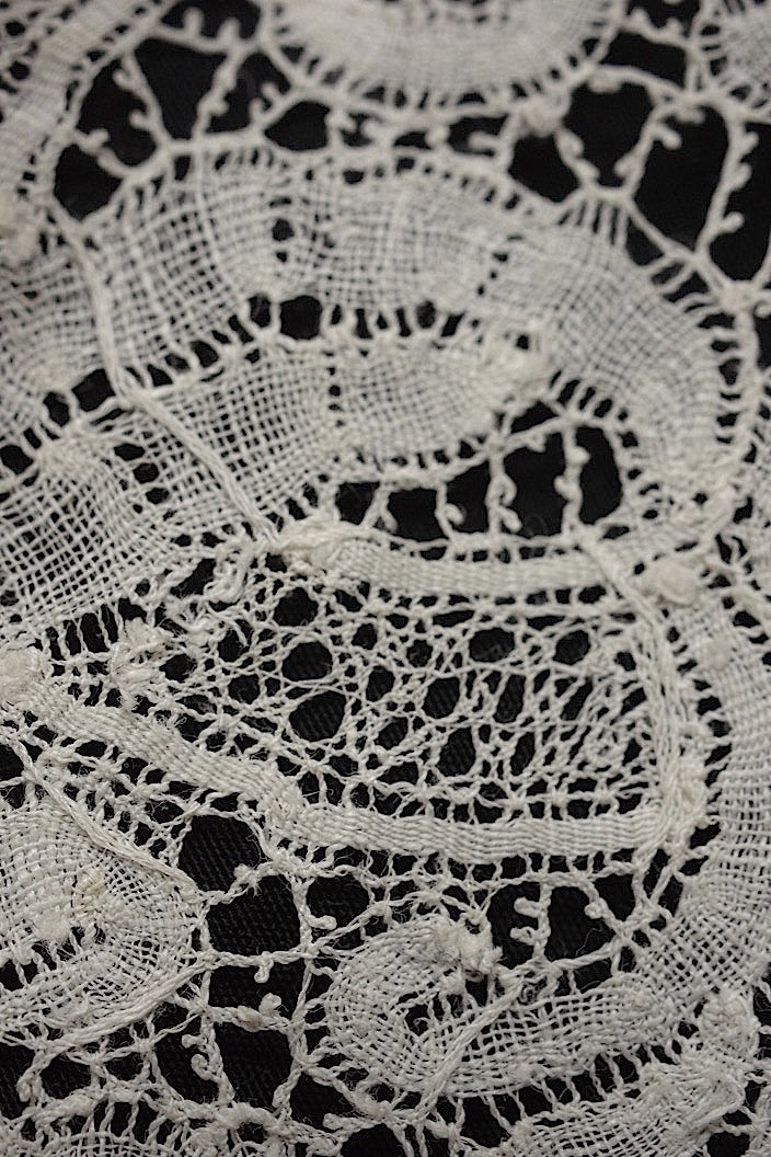 dentelle antique アンティークレース 143cm .FR a l'epoque