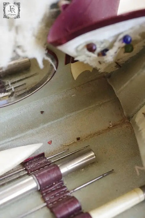 NECESSAIREE; OUVRAGE アンティーク 裁縫セット .FR a l'epoque