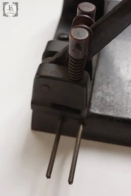 Perforatrice antique アンティーク穴あけ .FR A Ll'EPOQUE