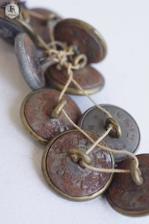 boutons antique アンティークボタン 9 .FR a l'epoque