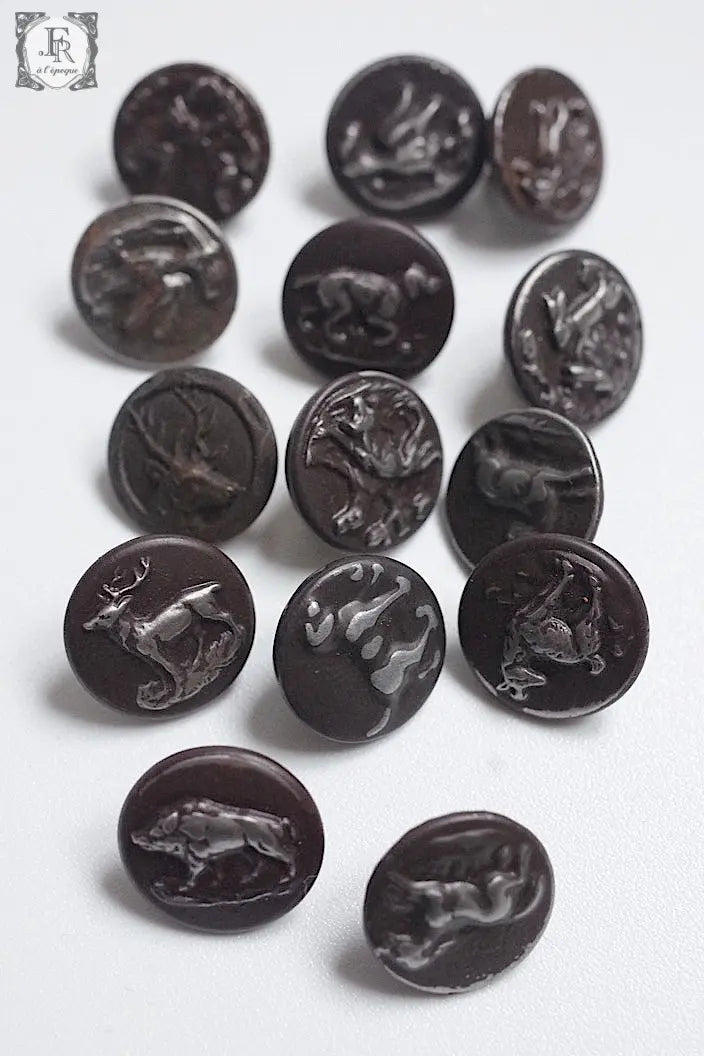 ハンタージャケットボタン