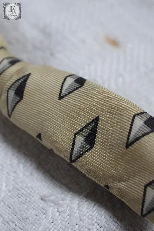 papillon ヴィンテージ 蝶ネクタイ キイロダイヤ柄 .FR A Ll'EPOQUE