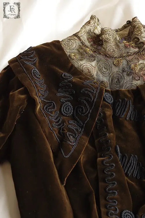 vetement d'enfan ベルベット コサージュ 少女サイズ .FR A Ll'EPOQUE