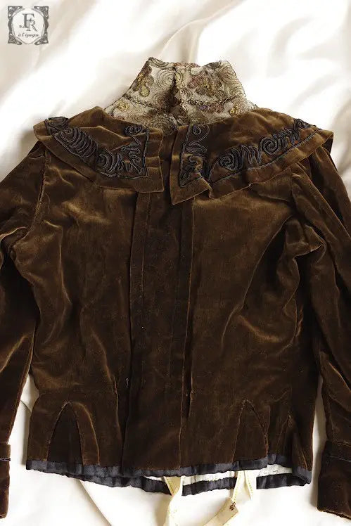 vetement d'enfan ベルベット コサージュ 少女サイズ .FR A Ll'EPOQUE