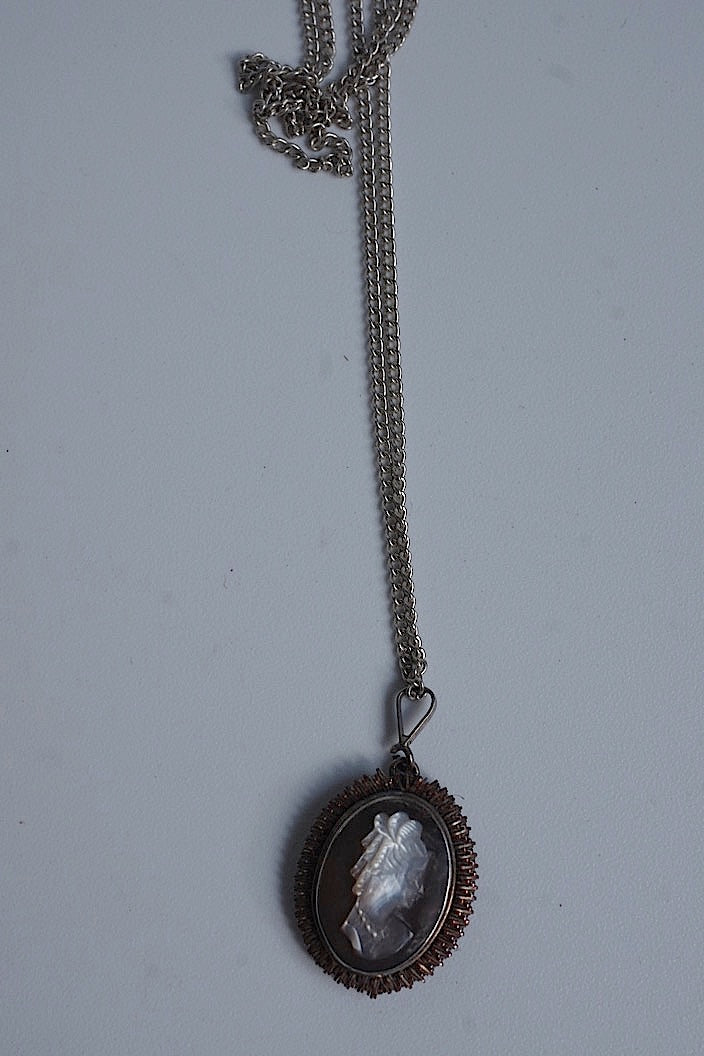 collier antique antique pendant