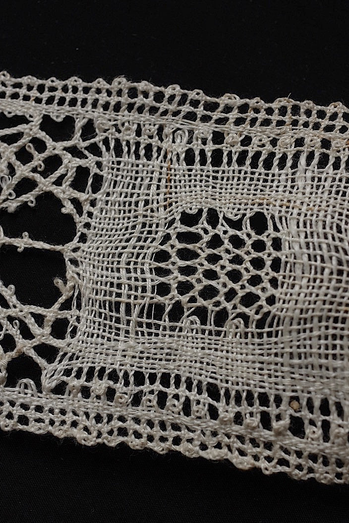 dentelle antique アンティークレース　ボビンレース　par 2m .FR a l'epoque