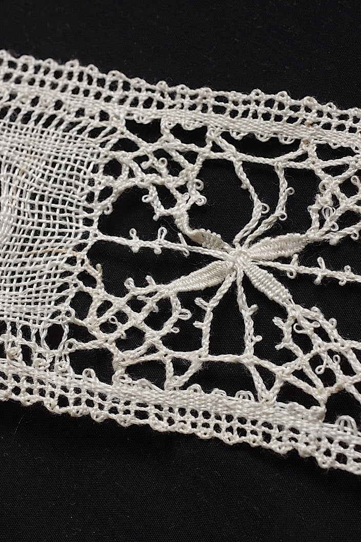 dentelle antique アンティークレース　ボビンレース　par 2m .FR a l'epoque
