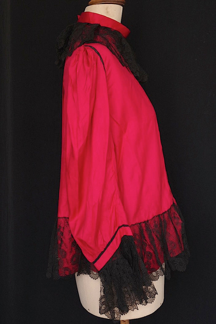 vêtement antique　アンティークレースブラウス　赤