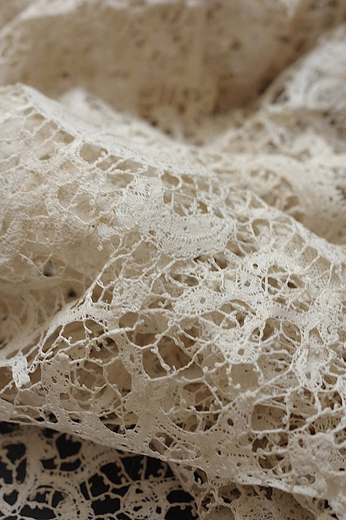 dentelle antique アンティークレース　フレミッシュ .FR a l'epoque