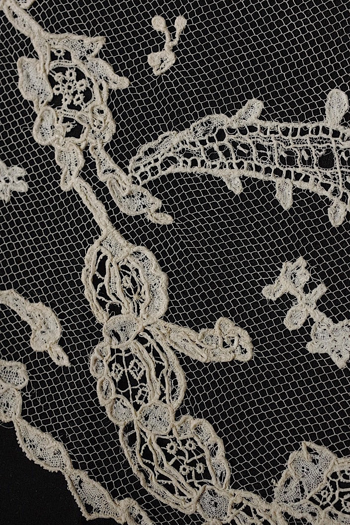 dentelle antique antique lace applique Bruxel
