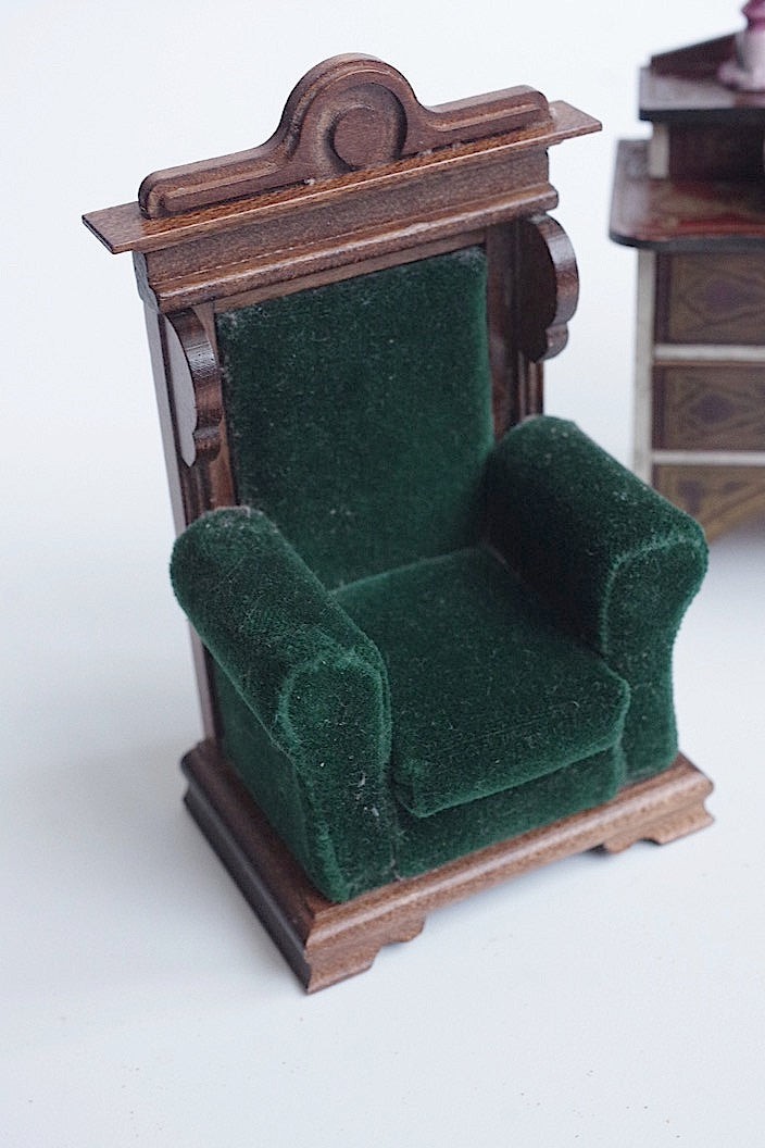 mobilier miniatures antique アンティーク家具3