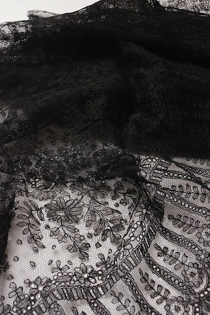 dentelle  antique　アンティークレース　シャンティイレース .FR a l'epoque