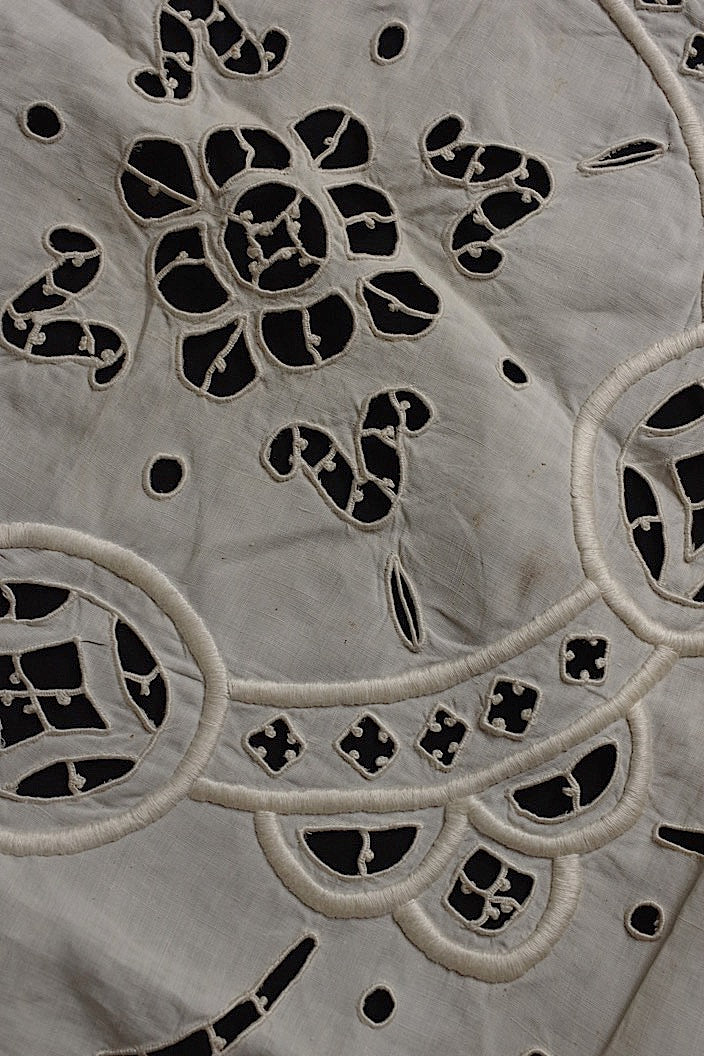 dentelle antique　アンティークレース　刺繍　レース　nappe　lot