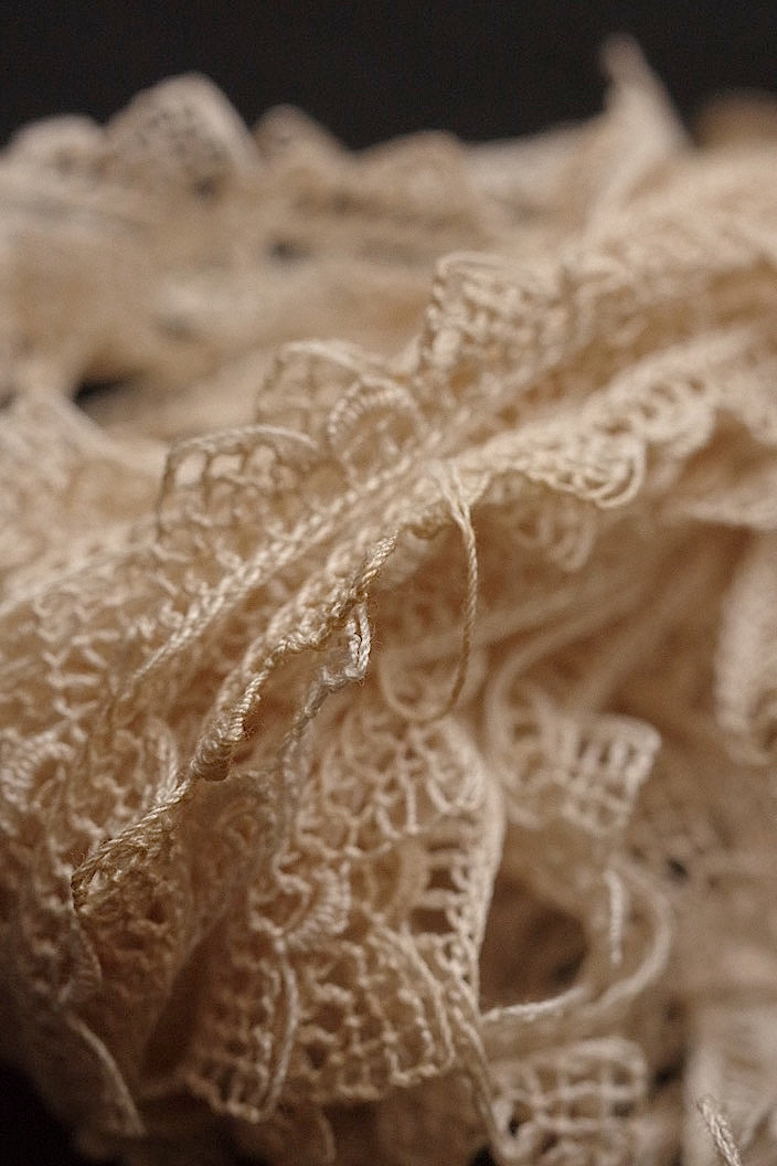 dentelle antique antique lace tape 770cm